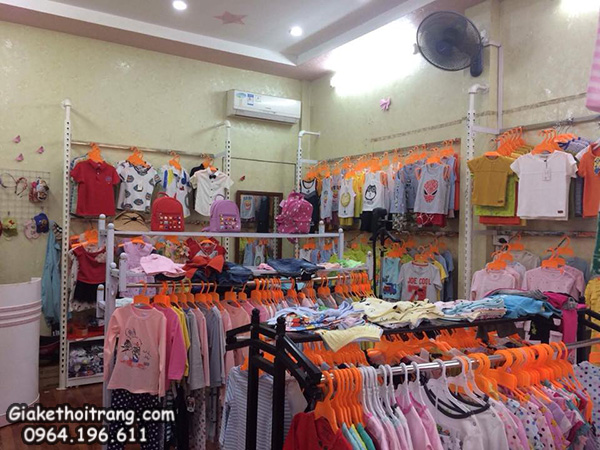 Giá treo quần áo trẻ em cho shop
