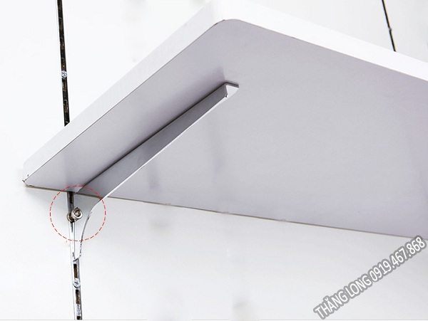 Cách tối ưu không gian nhà tắm nhỏ bằng hệ thanh ray gắn tường