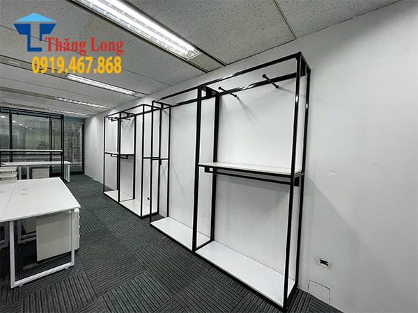 Cập nhật các loại giá treo quần áo phổ biến hiện nay
