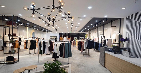 Cung cấp thiết bị shop thời trang uy tín, giá rẻ tại tổng kho