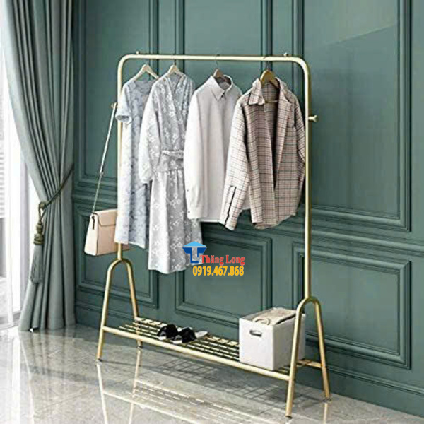 Top 5 mẫu kệ trưng bày được yêu thích tại showroom quần áo cao cấp