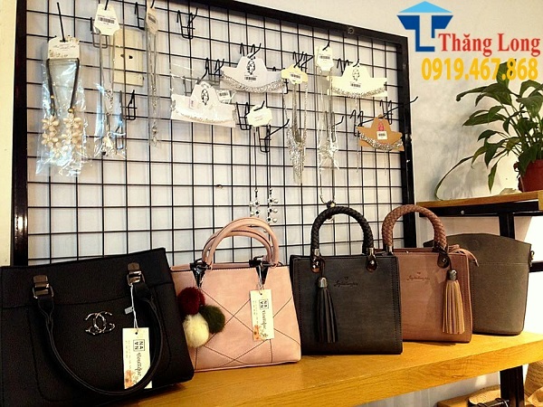 c&aacute;ch treo khung lưới treo tường kh&ocirc;ng cần khoan tường 