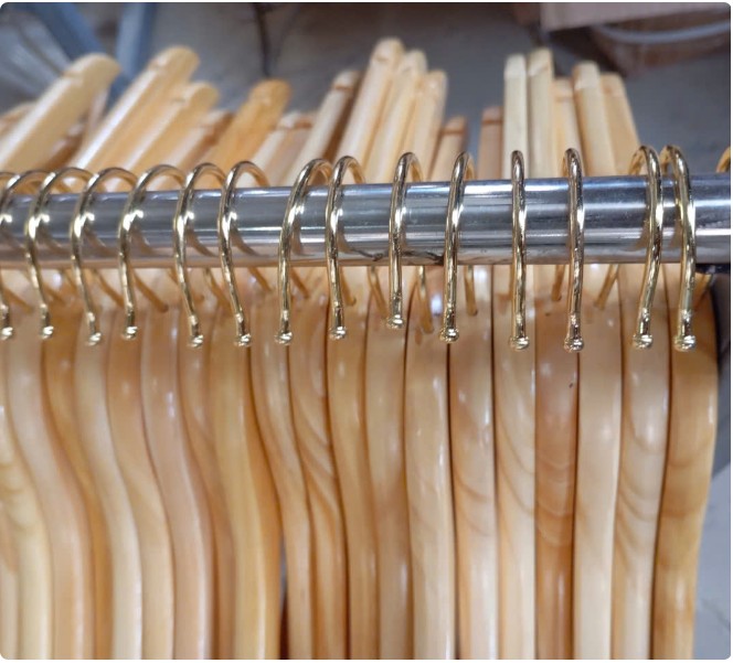 địa chỉ xưởng sản xuất móc quần áo gỗ uy tín tại việt nam