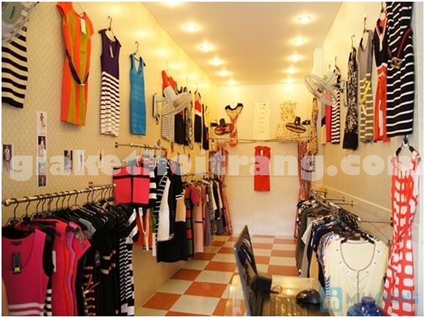 Bí kíp trang trí shop quần áo nhỏ thu hút khách hàng