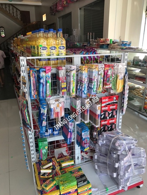móc treo hàng tạp hóa cài lưới