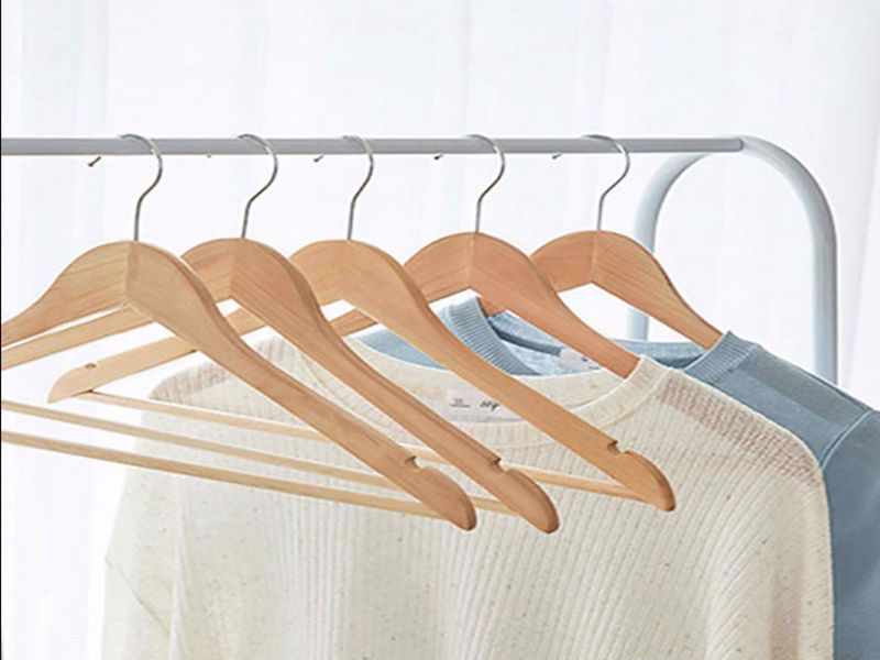móc treo quần áo bằng gỗ
