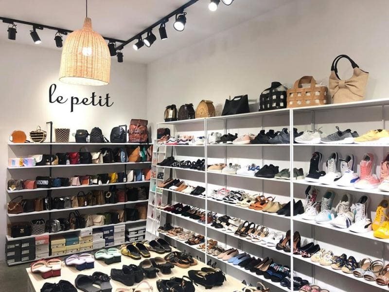 thiết kế shop giày dép nhỏ